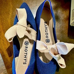 Brand new with box! Rothys Mary Jane’s size 8.5